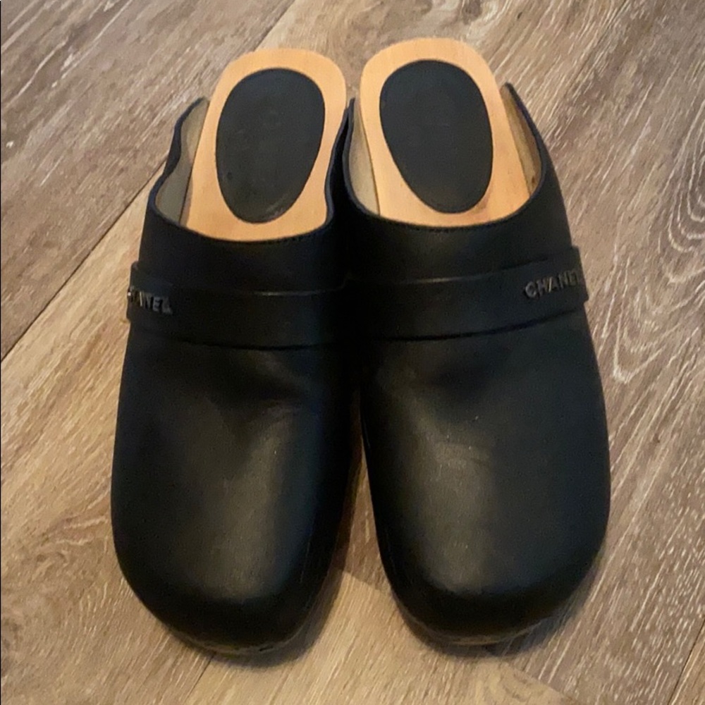 Chanel clog